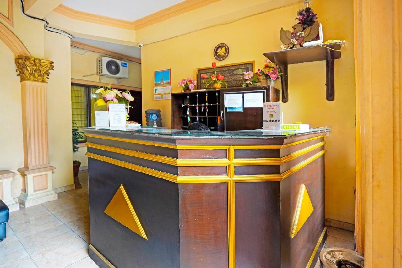 Oyo 91390 Kost Grand Royal Elite Hotel Surabaya Bagian luar foto