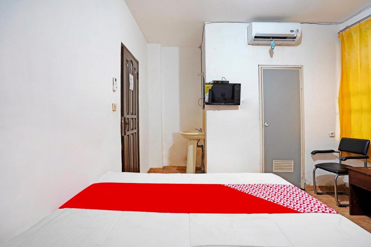Oyo 91390 Kost Grand Royal Elite Hotel Surabaya Bagian luar foto