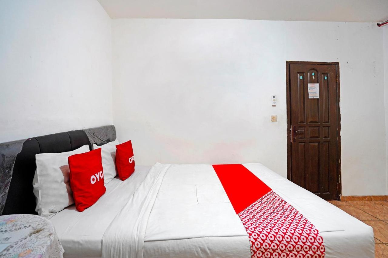 Oyo 91390 Kost Grand Royal Elite Hotel Surabaya Bagian luar foto